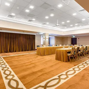 Palace מלון